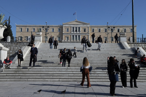 Κοινωνικό μέρισμα: Δεύτερη ευκαιρία για τα 700 ευρώ, ποιοι μπορούν να κάνουν νέα αίτηση