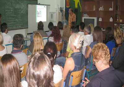 Ανοιχτή πρόσκληση στους Δήμους για τη Δια Βίου Μάθηση