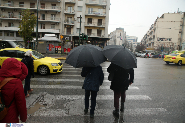 Βροχερός ο καιρός αύριο και με... καταιγίδες, τι θα κάνει στην Αττική