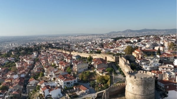 Τριάντα διαμερίσματα του Δήμου Θεσσαλονίκης σε ευάλωτους πολίτες