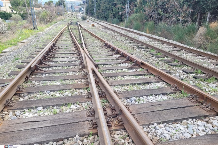 Εκκένωση τρένου λόγω φωτιάς κοντά στην Αλεξανδρούπολη