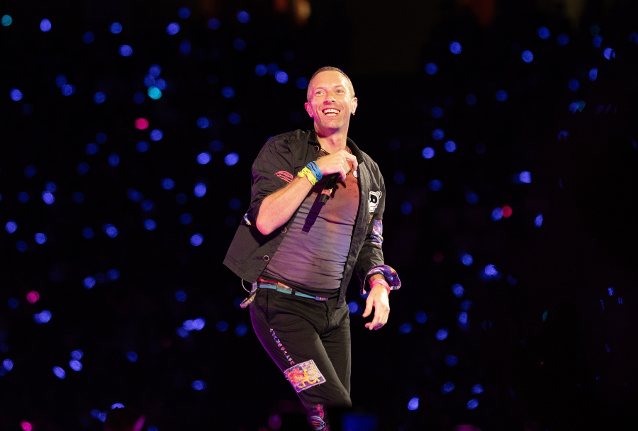 Coldplay: Κυκλοφόρησε το βίντεο κλιπ που γυρίστηκε στο Ηρώδειο (Βίντεο)