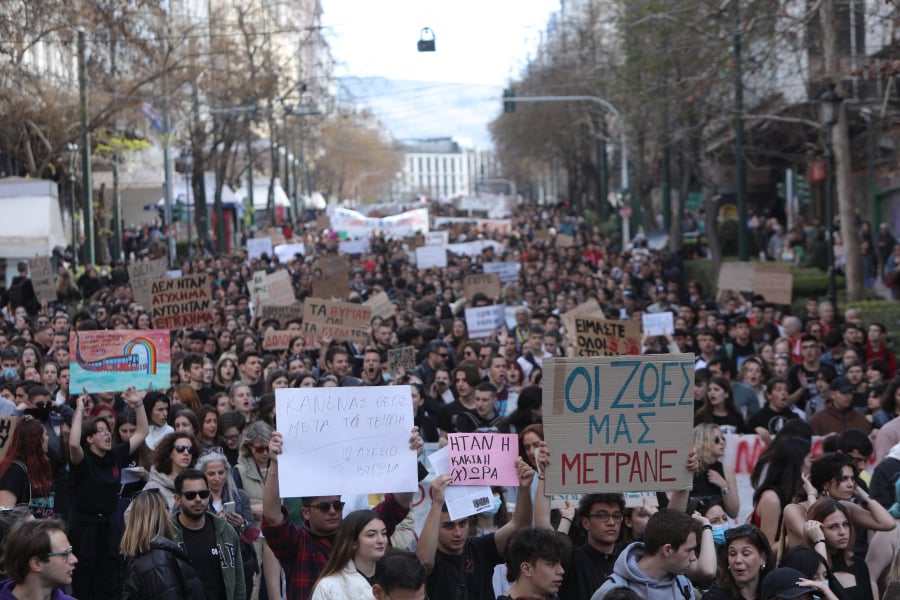 «Παραλύει» σήμερα η χώρα με την 24ωρη πανελλαδική απεργία -Πώς θα κινηθούν μετρό, ΗΣΑΠ, ΤΡΑΜ, λεωφορεία