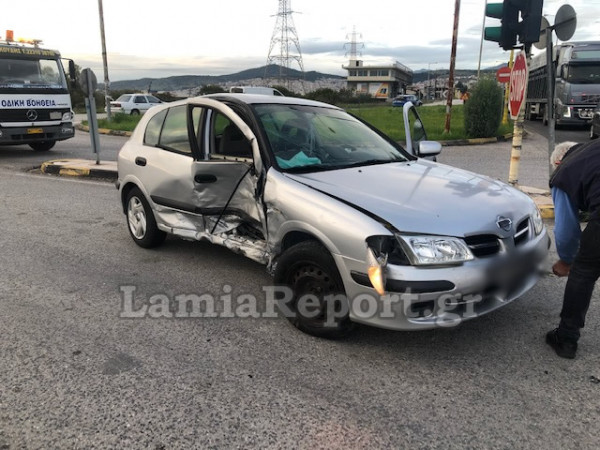 Λαμία: Νέο τροχαίο με τρεις τραυματίες (pics)