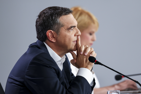 Ο Αλ. Τσίπρας έδωσε το μήνυμα ότι η επέκταση χωρικών υδάτων δυτικά και νότια της Κρήτης πρέπει να γίνει άμεσα...