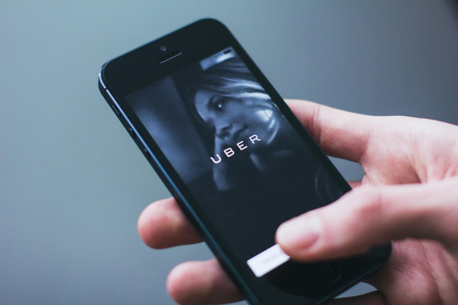 Η Uber επεκτείνει τις υπηρεσίες της σε Αθήνα και Θεσσαλονίκη