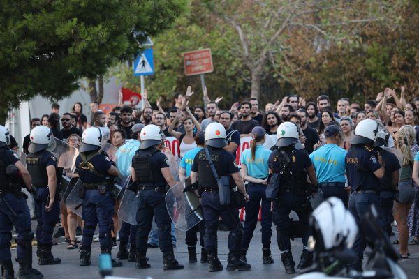 Κασσελάκης προς Χρυσοχοΐδη: Τι «θα πει μετά» αστυνομικός σε πολίτη που διαμαρτυρόταν στην Πεντέλη;