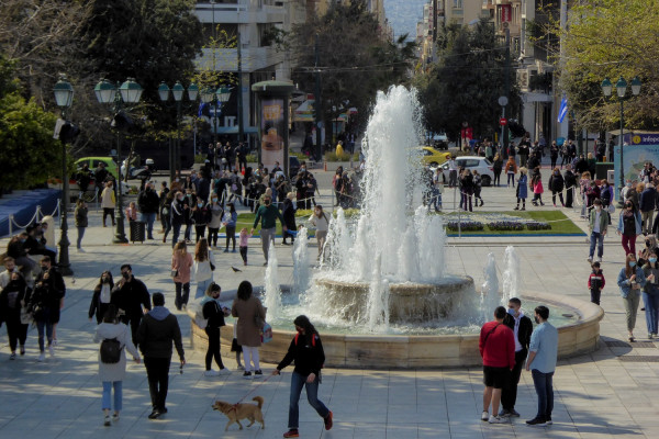 Ανοίγει το λιανεμπόριο από Δευτέρα - Μόνο τα Σαββατοκύριακα «ελεύθερες» οι διαδημοτικές μετακινήσεις