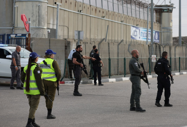 Σε μια κλωστή η συμφωνία Ισραήλ-Χαμάς και οργισμένο τελεσίγραφο: «Παραδώστε τους ομήρους αλλιώς... πόλεμος»