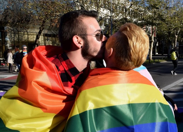 Παντρεύονται τα πρώτα ομόφυλα ζευγάρια στη Γερμανία