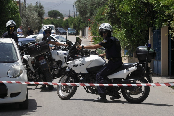 Καβάλα: Παρέσυρε και τραυμάτισε τον παπά γιατί του είπε να χαμηλώσει τη μουσική!