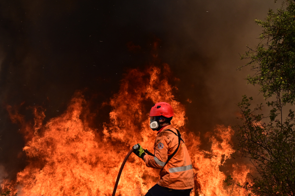 Φωτιά στο Ξυλόκαστρο: Για κακούργημα διώκεται ο αντιδήμαρχος