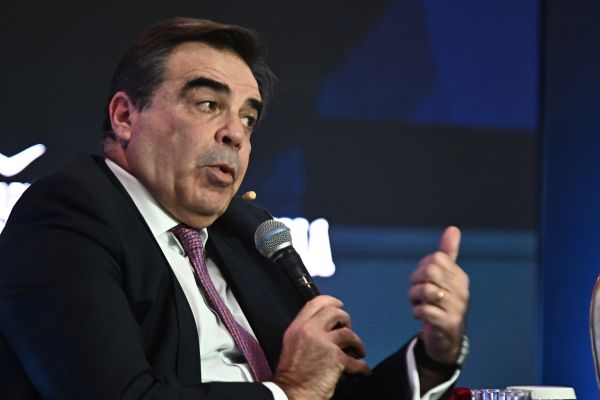 «Σχοινάς και Τουρνάς επί ΠΑΣΟΚ ήταν... μπουζουκομάγαζα, όχι... ανασχηματισμός»!