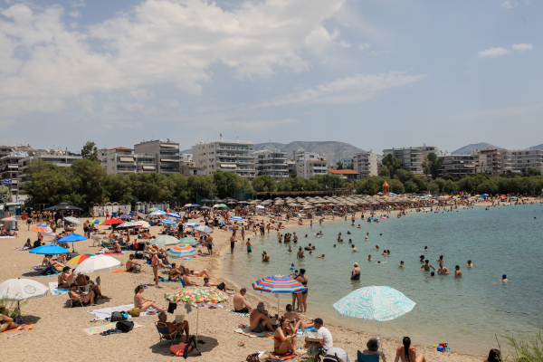 Έρχεται το πρώτο κύμα καύσωνα με... 42άρια -Στα ύψη ο υδράργυρος τον Ιούλιο