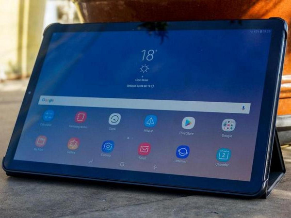 Tablets και Internet σε μαθητές απο το Δήμο Πεντέλης