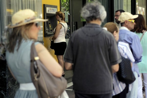 Τέλος οι κατασχέσεις σε προνοιακά και κοινωνικά επιδόματα για χρέη στην Εφορία