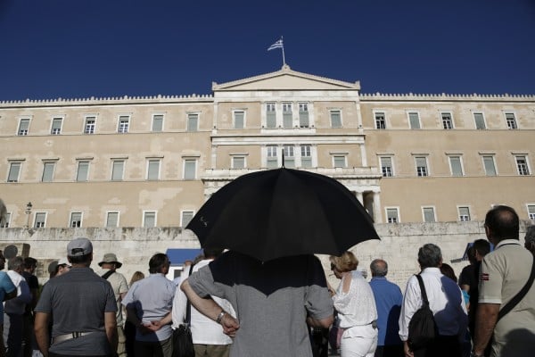 Αντισυνταγματικές οι νέες περικοπές στις συντάξεις λέει η Επιστημονική Επιτροπή της Βουλής