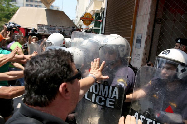 Αδιέξοδο για τα σκουπίδια - «Τα έσπασαν» ΠΟΕ - ΟΤΑ και Σκουρλέτης