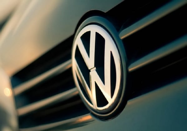 Η Volkswagen ανακοινώνει νέο εργοστάσιο στην Τουρκία – Διαμαρτυρίες Ευρωβουλευτών στην Κομισιόν