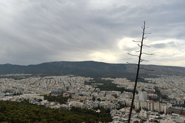 Καιρός: Συννεφιασμένος και σήμερα ο καιρός - Πού θα βρέξει