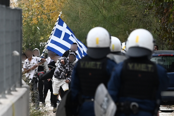 Θεσσαλονίκη: Απολογείται ο αστυνομικός που πυροβόλησε τον 16χρονο Ρομά στο κεφάλι