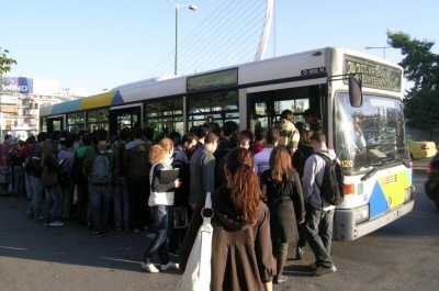 Φοιτητική έκπτωση στα ΜΜΜ για τους φοιτητές στα δημόσια ΙΕΚ