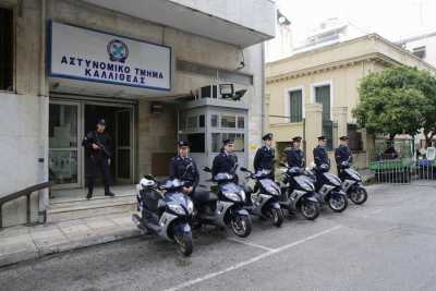 Τέλος του 2015 τα νέα αναδιαρθρωμένα αστυνομικά τμήματα σε ολόκληρη τη χώρα