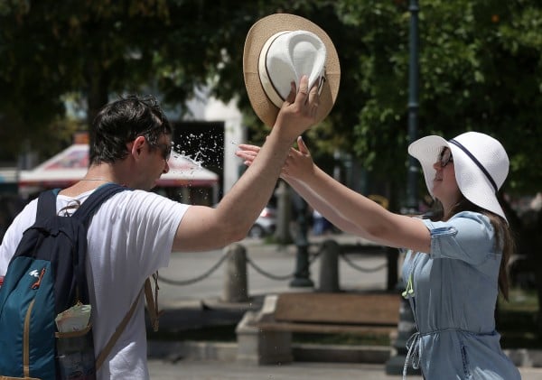 Καιρός: «Καμίνι» η χώρα όλη την εβδομάδα