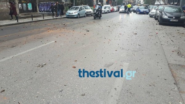 Συλλαλητήριο Θεσσαλονίκη: Επεισόδια ανάμεσα σε ΜΑΤ και αντιεξουσιαστές στο κέντρο της πόλης (Βίντεο)