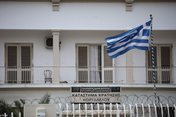 «Βαριά καμπάνα» για το «πάρτι» με μπουζούκια σε κελί του Κορυδαλλού, δεν ήταν του Λιγνάδη λέει ο Κούγιας (βίντεο)