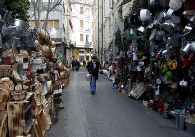 Οι φόροι καθιστούν την Ελλάδα ακριβή χώρα