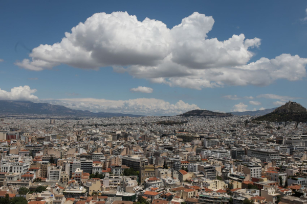 Βραχνάς τα κοινόχρηστα για τους ενοίκους, «βουλιάζουν» από τα χρέη πολυκατοικίες της Αθήνας