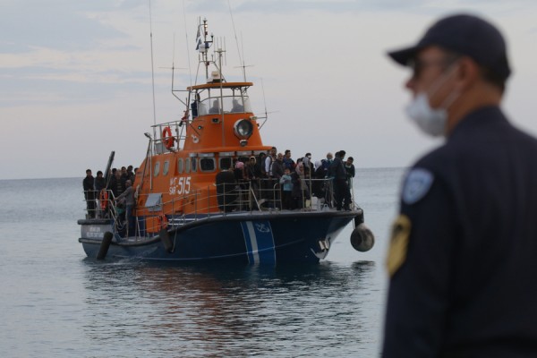 H Ύπατη Αρμοστεία αναζητά ασφαλείς νόμιμες οδούς για τους πρόσφυγες