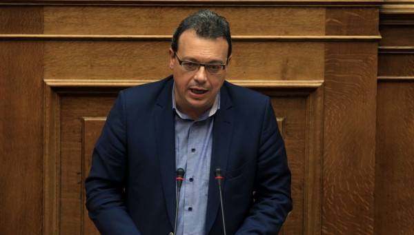 Φάμελλος: Τέλος Αυγούστου ξεκινούν οι κατεδαφίσεις αυθαιρέτων σε δάση και αιγιαλούς της Αττικής