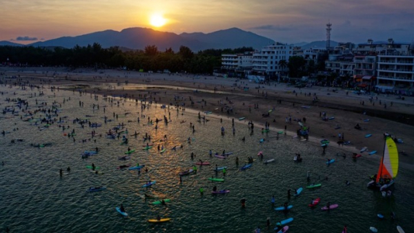 Πορτογαλία: Νεκρός βραζιλιάνος σέρφερ, έχασε τις αισθήσεις του ενώ έκανε σερφ