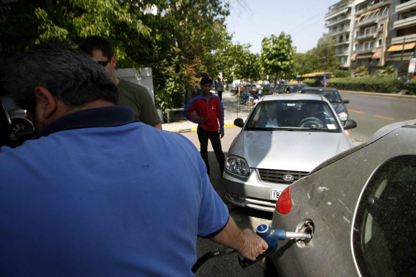 Επίδομα βενζίνης: Κλείνει η πλατφόρμα για το Fuel Pass