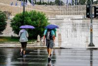 Καιρός: Επιμένουν τα μπουρίνια – Πού αναμένονται αύριο βροχές και καταιγίδες