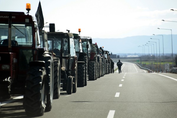 Από 1η Μαϊου κούρεμα έως και 60% στα «κόκκινα δάνεια» των αγροτών