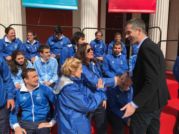 Στην τελετή αφής της Ολυμπιακής Φλόγας των Special Olympics ο Κώστας Μπακογιάννης