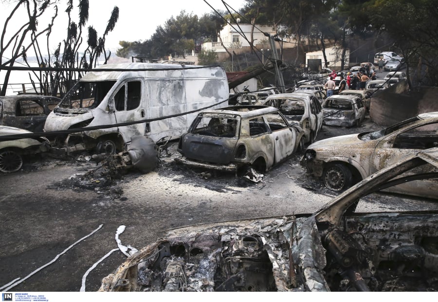 Η θεία των διδύμων που έχασαν τη ζωή τους στο Μάτι: «Όλοι κοιτάνε να στρίψουν στη γωνία... όμως υπάρχουν πτώματα» (εικόνα)