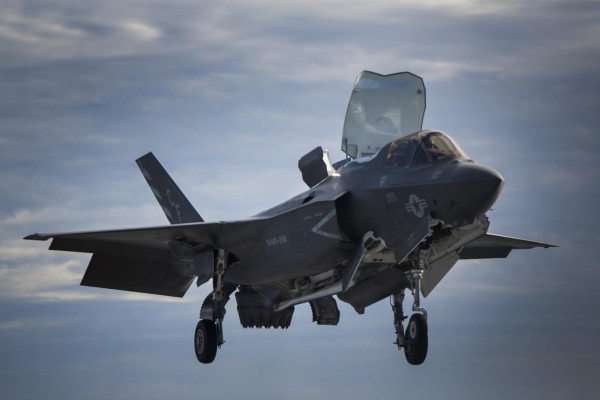 Η Βρετανία γεμίζει την Κύπρο με F-35B για να «προστατεύσει τα συμφέροντα των συμμάχων» της