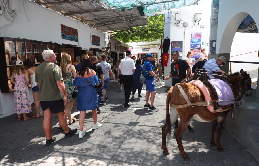 Τα κόλπα που ξενερώνουν τους τουρίστες στη Ρόδο - «Προσοχή, κοροϊδία»