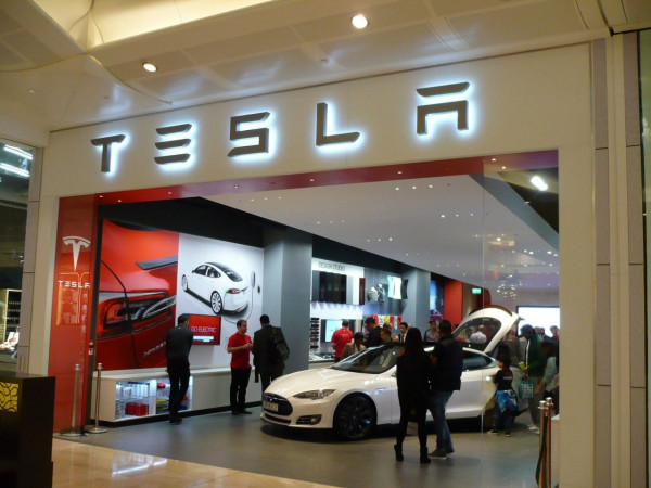 Θέσεις εργασίας από την Tesla στην Αθήνα