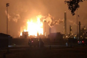 Ισχυρή έκρηξη σε εργοστάσιο χημικών στο Τέξας- Εκκενώνονται περιοχές (vid)