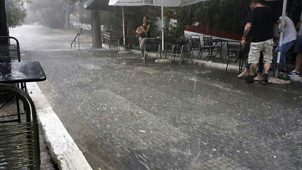 Σε ισχύ το έκτακτο δελτίο επιδείνωσης του καιρού- Οδηγίες για την Περιφέρεια Κεντρικής Μακεδονίας