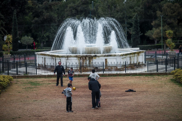 «Εκτόξευση» του ιικού φορτίου στα λύματα: 1000% πάνω στα Χανιά - Αύξηση σε Αττική, Θεσσαλονίκη