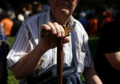 Υγεία: «Καλπάζει» η άνοια στην Ελλάδα - Τεράστιο το κόστος για τους πάσχοντες