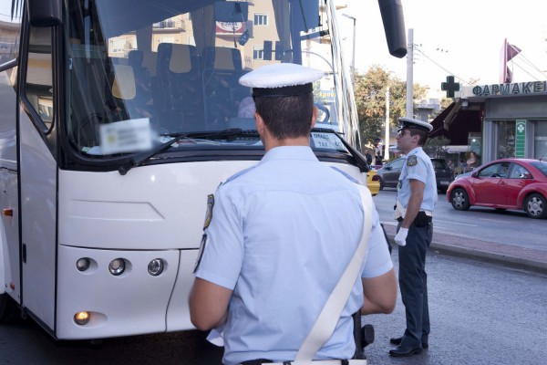 Αυξάνονται τα μέτρα της τροχαίας - Τι θα ισχύσει για τα φορτηγά ωφελίμου φορτίου άνω του 1,5 τόνου