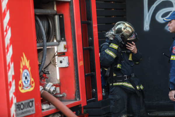 Καβάλα: Εγκλωβίστηκε μικρό παιδί σε αυτοκίνητο, επενέβη η Πυροσβεστική