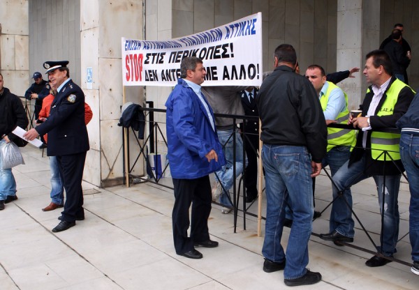 Πρ. ΠΟΑΣΥ κατά Τόσκα: Δεν μπορεί να συμβουλεύεις τον πολίτη «κάνε τον κοιμισμένο»